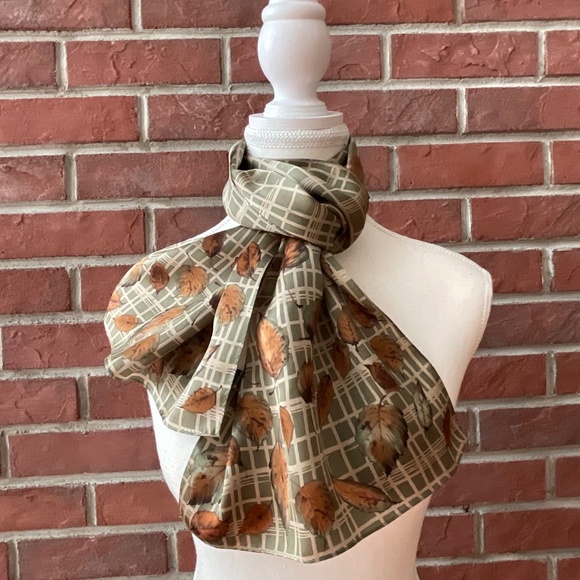 Charter Club Silk Graphic Scarf 11”x54” NWOT - Picture 11 of 11